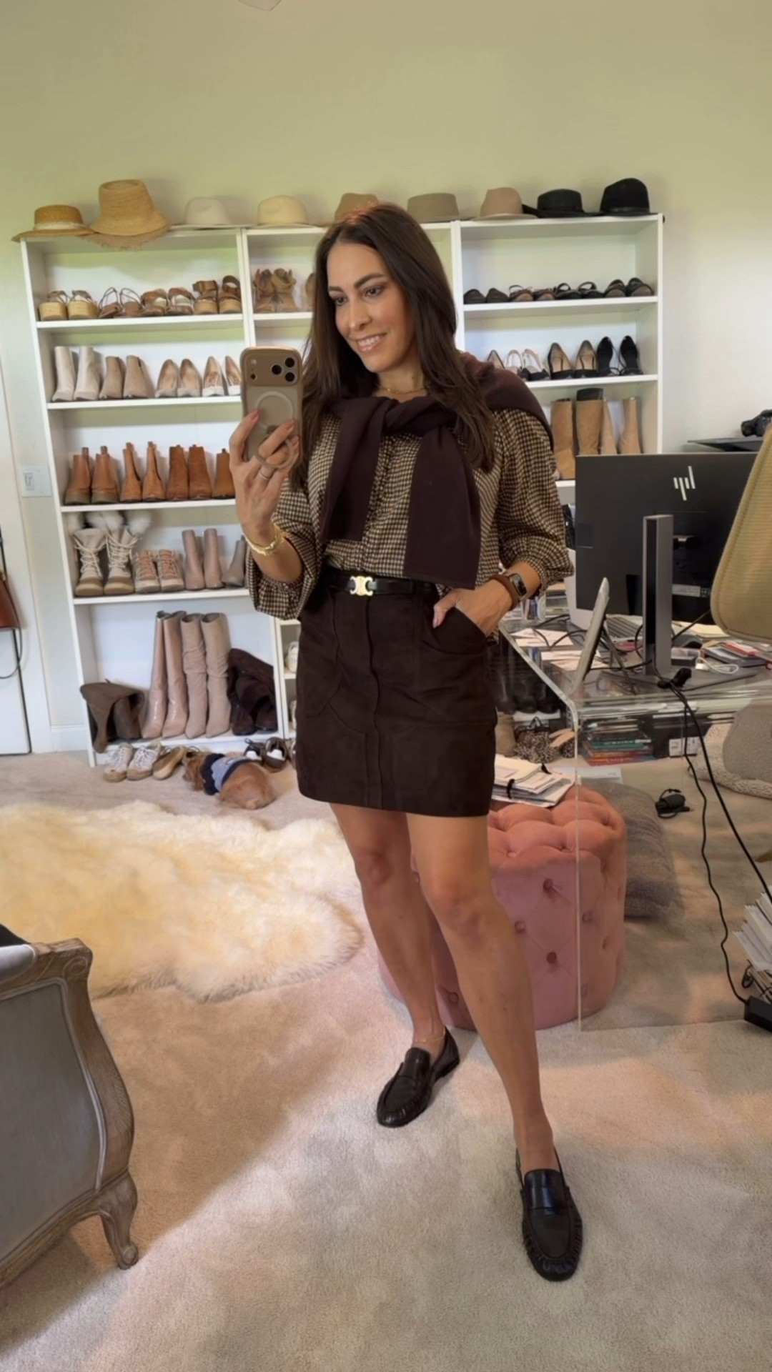 Brown outfit aesthetic

Everlane cashmere sweater in size medium. 
Wearing reformation brown plaid top in size medium. 
Banana Republic brown suede skirt. Size up 1 to 2 sizes. 
Banana Republic brown loafers.

#LTKHoliday #LTKgrwm #LTKootd