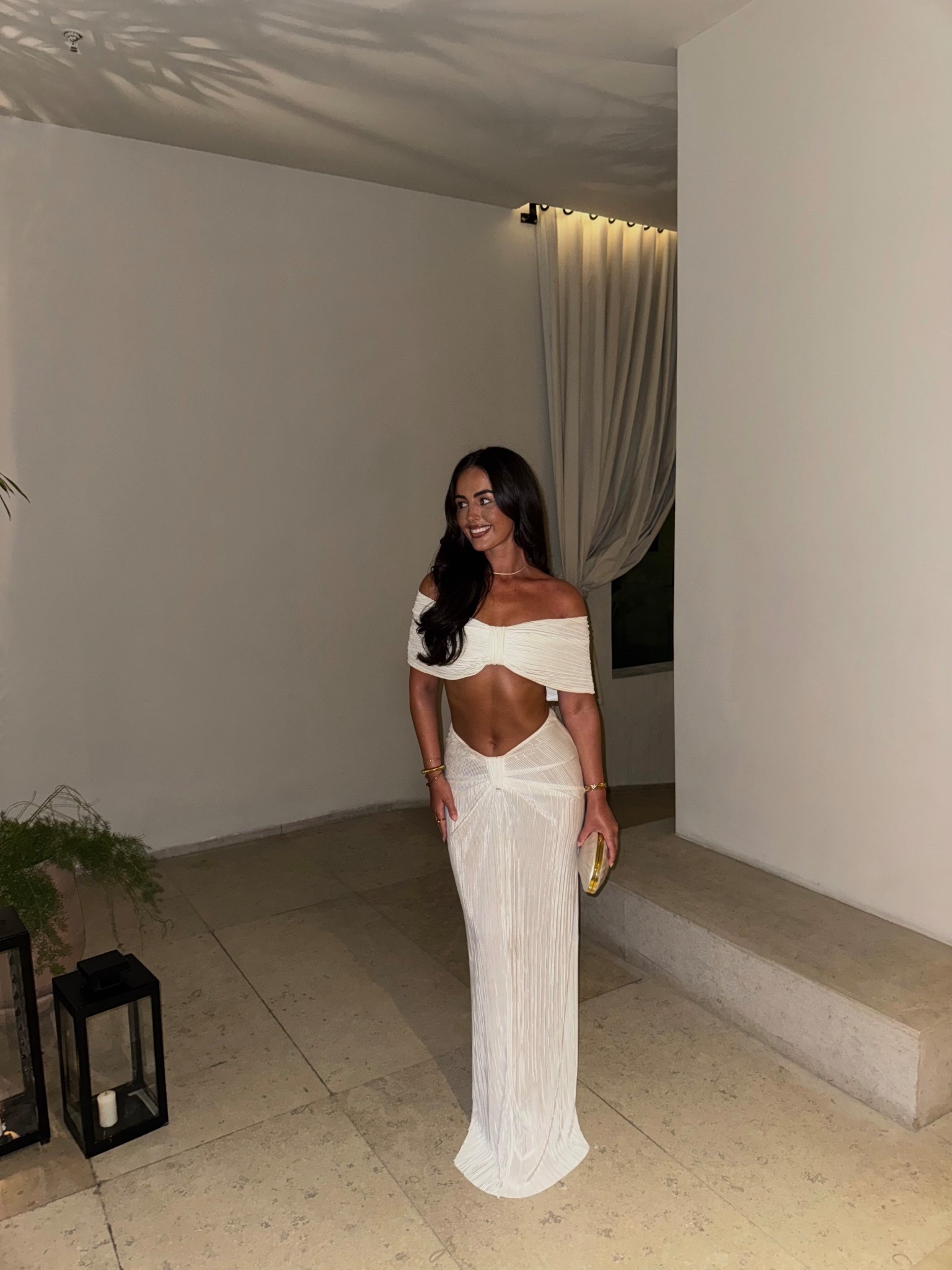I wear a size 8 🤍

Holiday outfit, white outfit, white co ord, holiday evening outfit, summer outfits, white dress

#LTKuk #LTKtravel #LTKFashionMonth