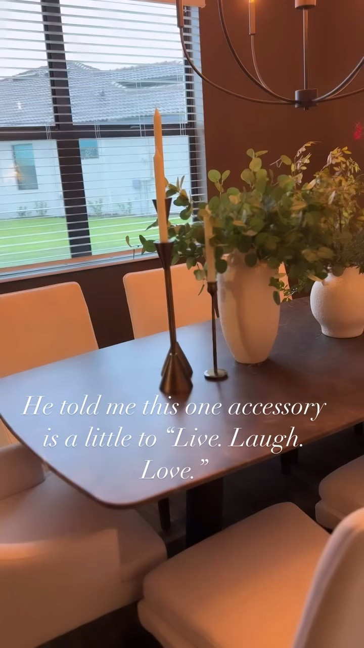 What do you think? Should it stay or go? #homedecor #arhaus #arhausinmyhouse #sherwinwilliams #moodyhomedecor #homedesign @arhaus @sherwinwilliams @amazonhome