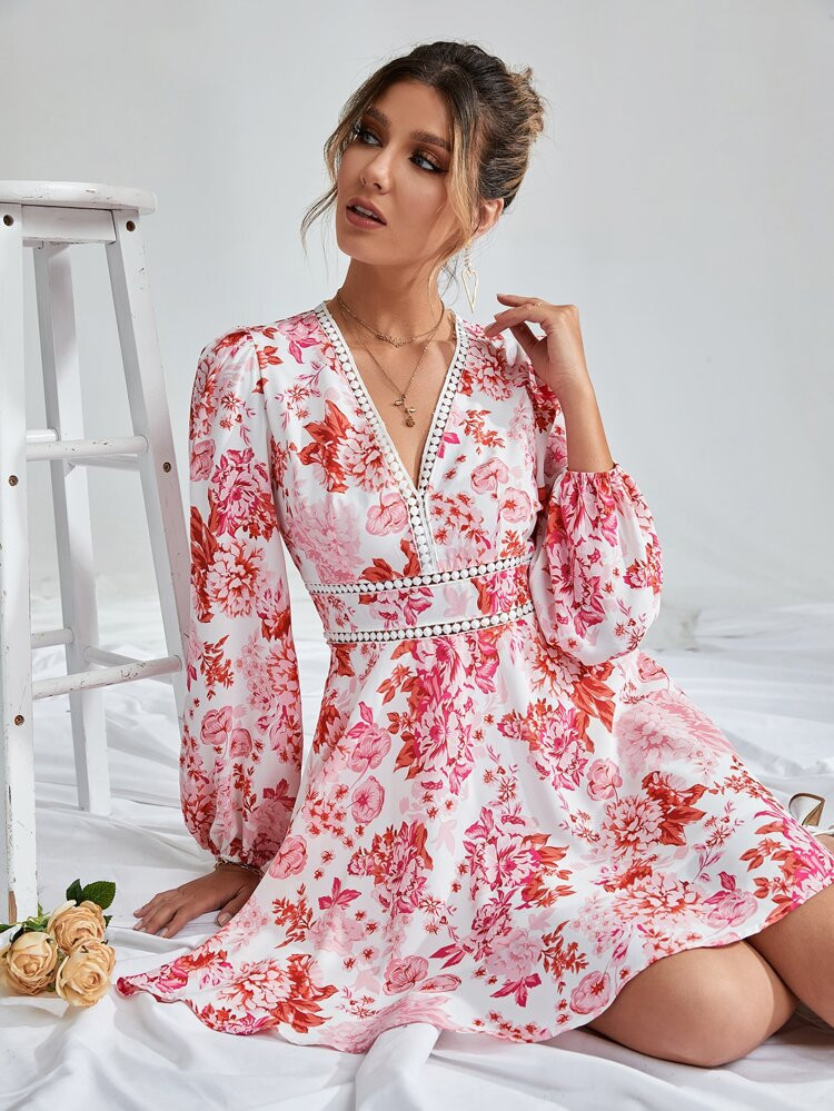 Floral Print Bishop Sleeve Dress | SHEIN