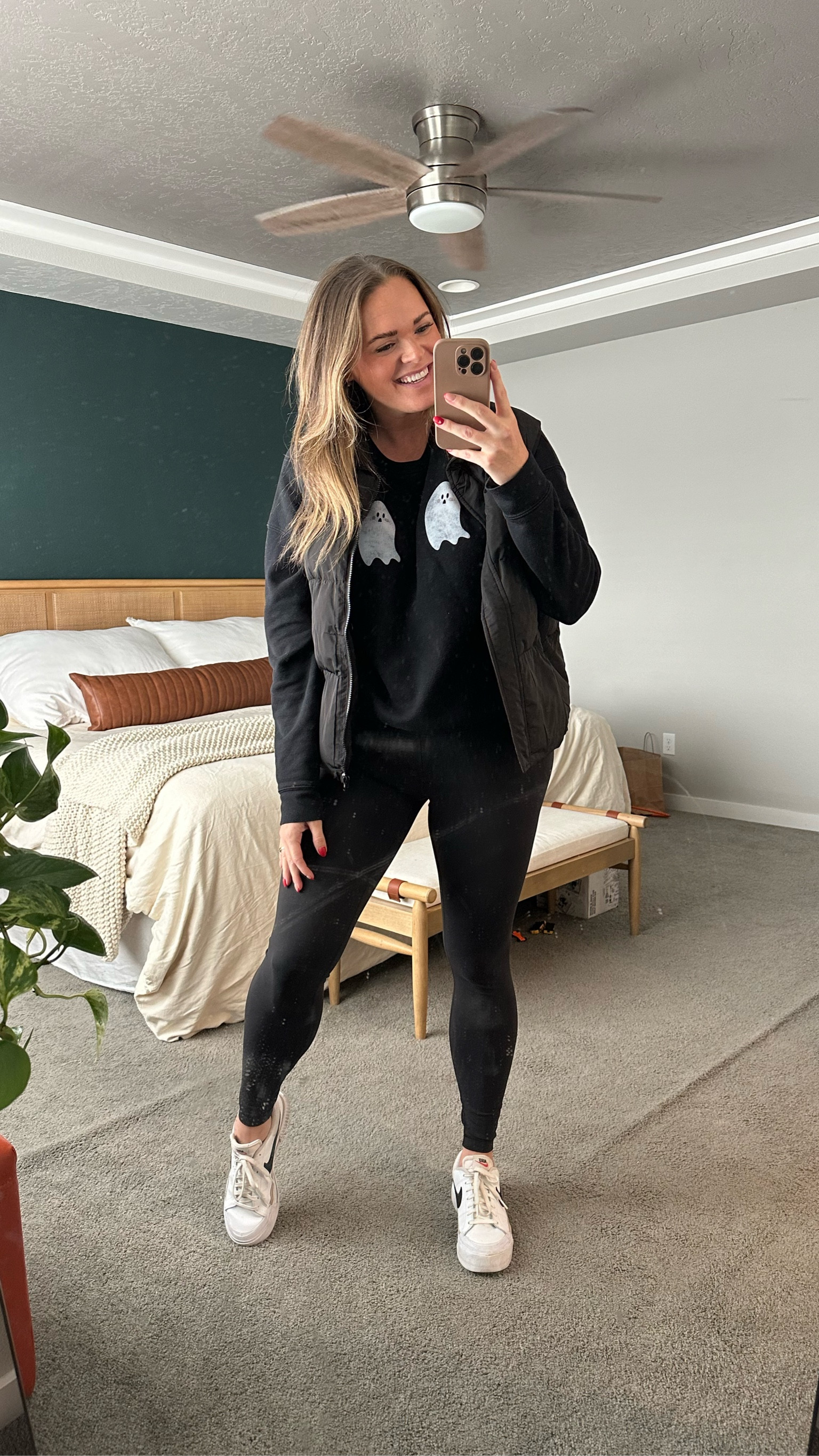 Halloween casual 

#LTKHalloween #LTKFindsUnder50 #LTKMidsize