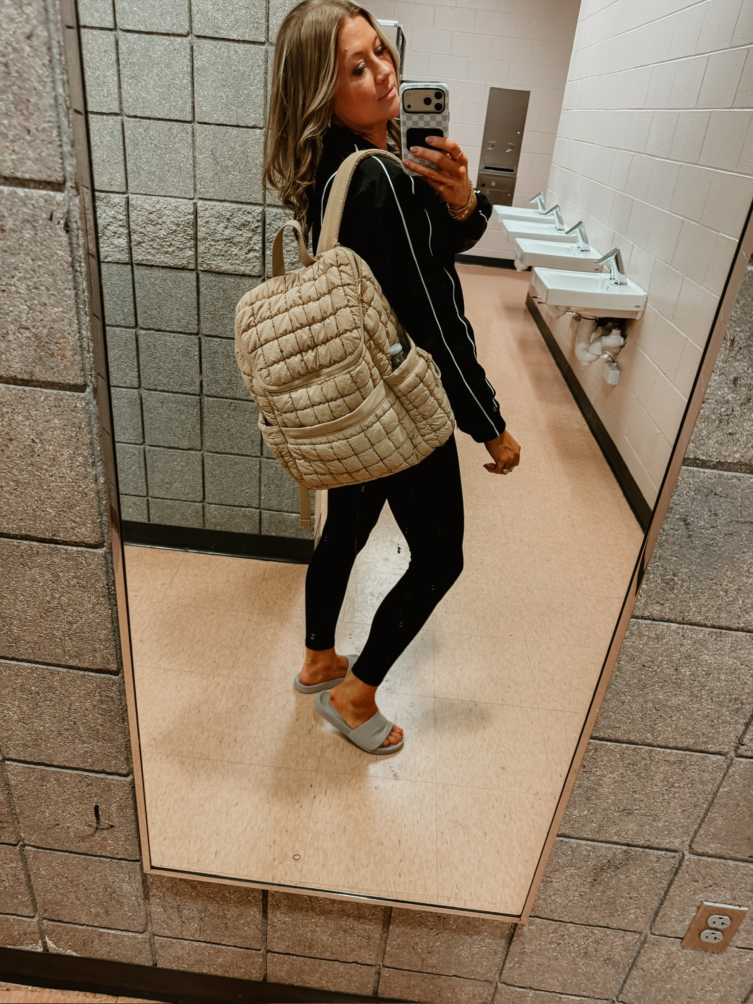 My sporty mom fit! I take this backpack everywhere!

mom sports wear mom outfit mom uniform boymom style tournament outfit  

 #LTKootd
