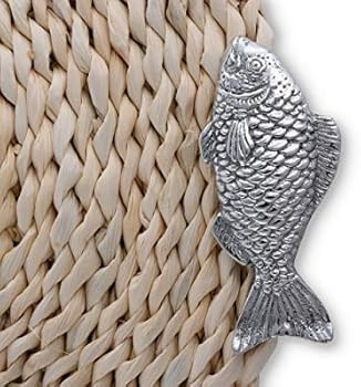 Arthur Court Twisted Seagrass Placemats with Metal Fish Medallion - Set of 4 - 16 inch Diameter x... | Amazon (US)