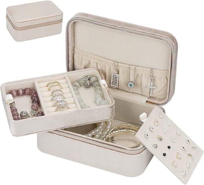 ATAIMEISEN Travel Jewelry Box Organizer Plush Velvet Small Jewelry Organizer Travel Mini Storage ... | Amazon (US)