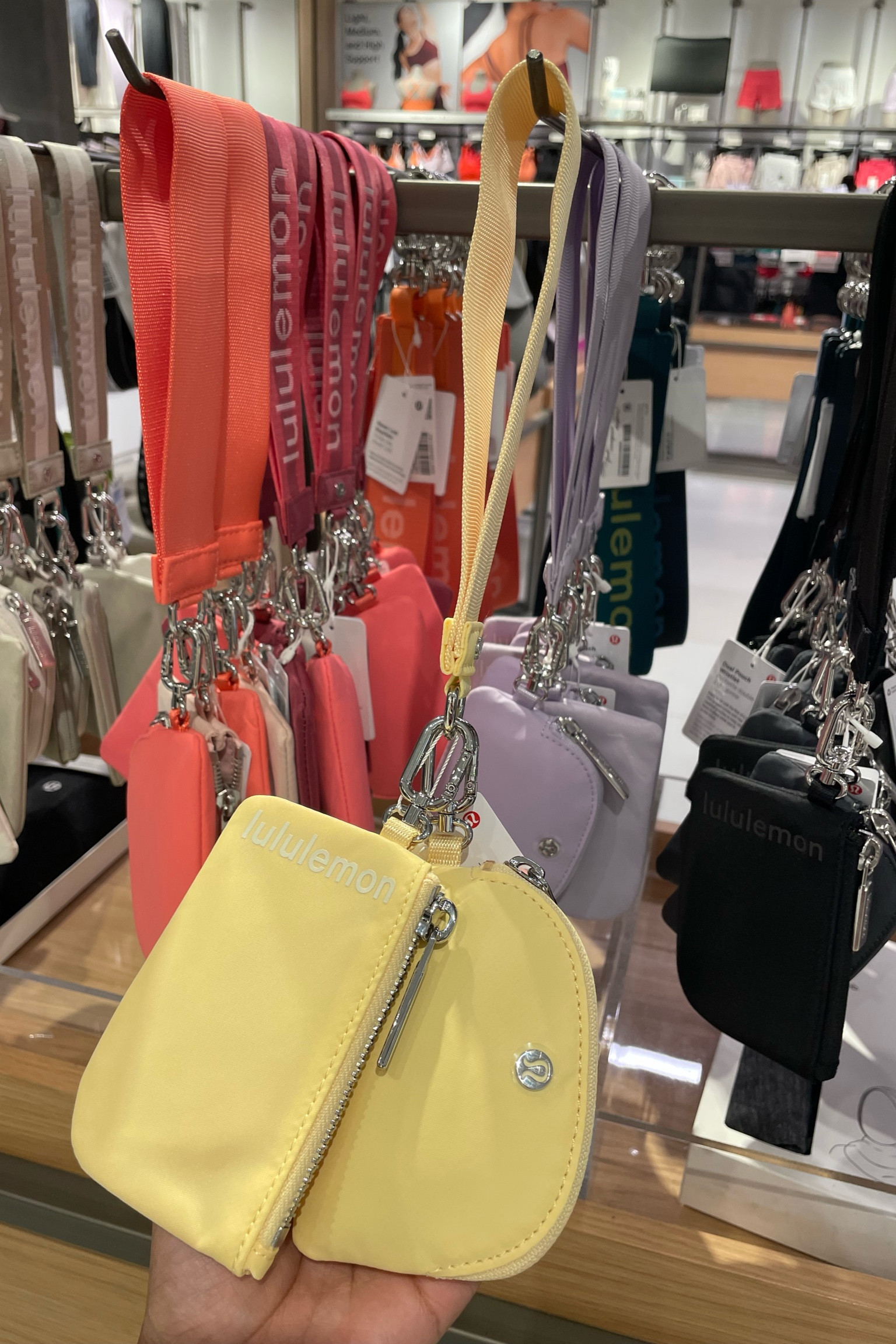 This dual pouch at lululemon in this yellow color is chef’s kiss 😘 OMG I need a summer color bad! 

#LTKTravel #LTKGiftGuide