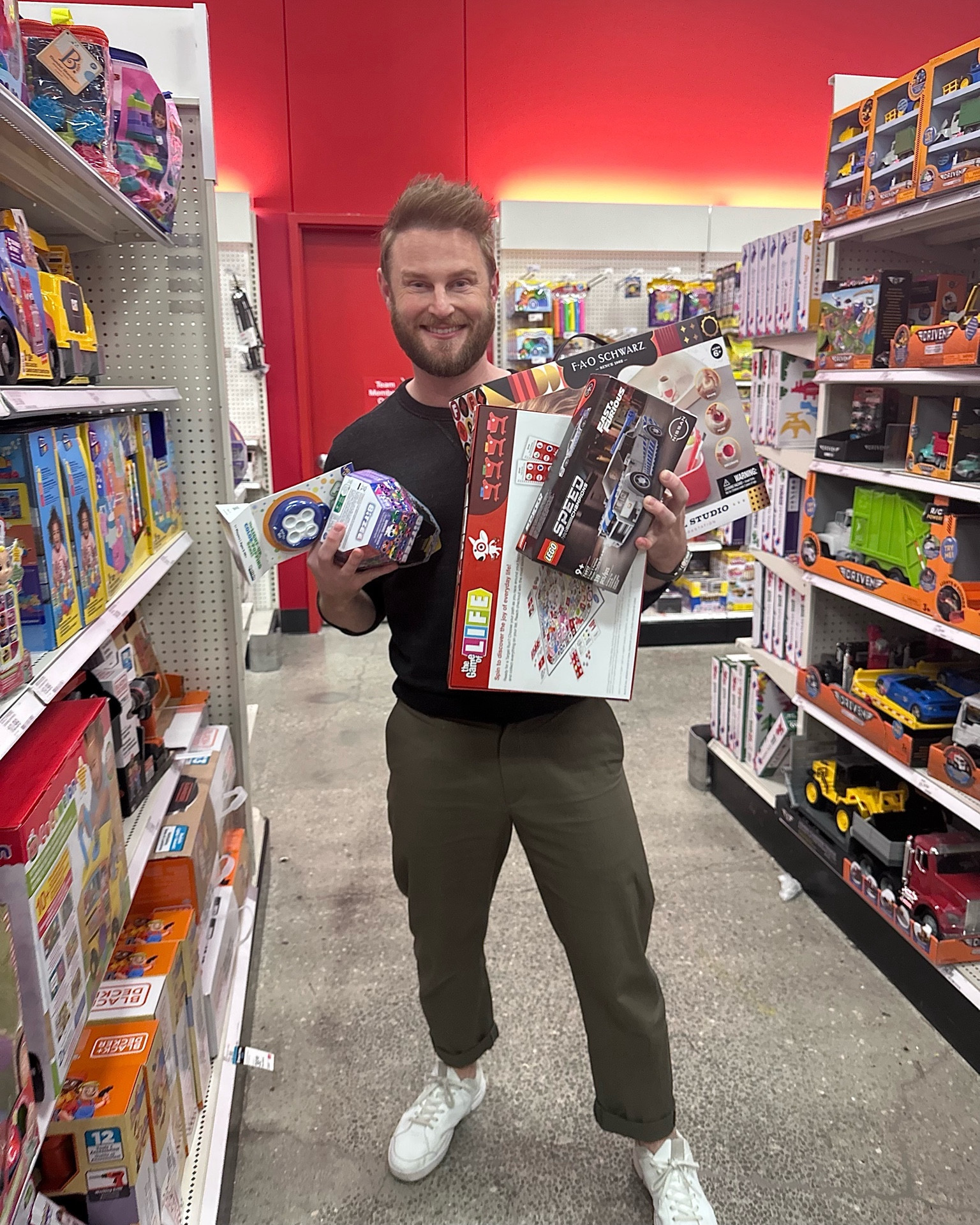Looking for the perfect kids gift? I stopped by @target to round up some of my favorites including a few I think I need to bring home for myself ;) @targetsyle #targetpartner 