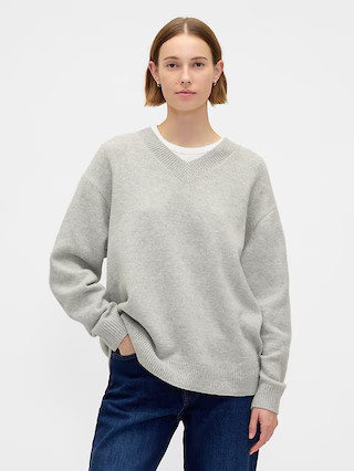 CashSoft Oversized V-Neck Sweater | Gap (US)