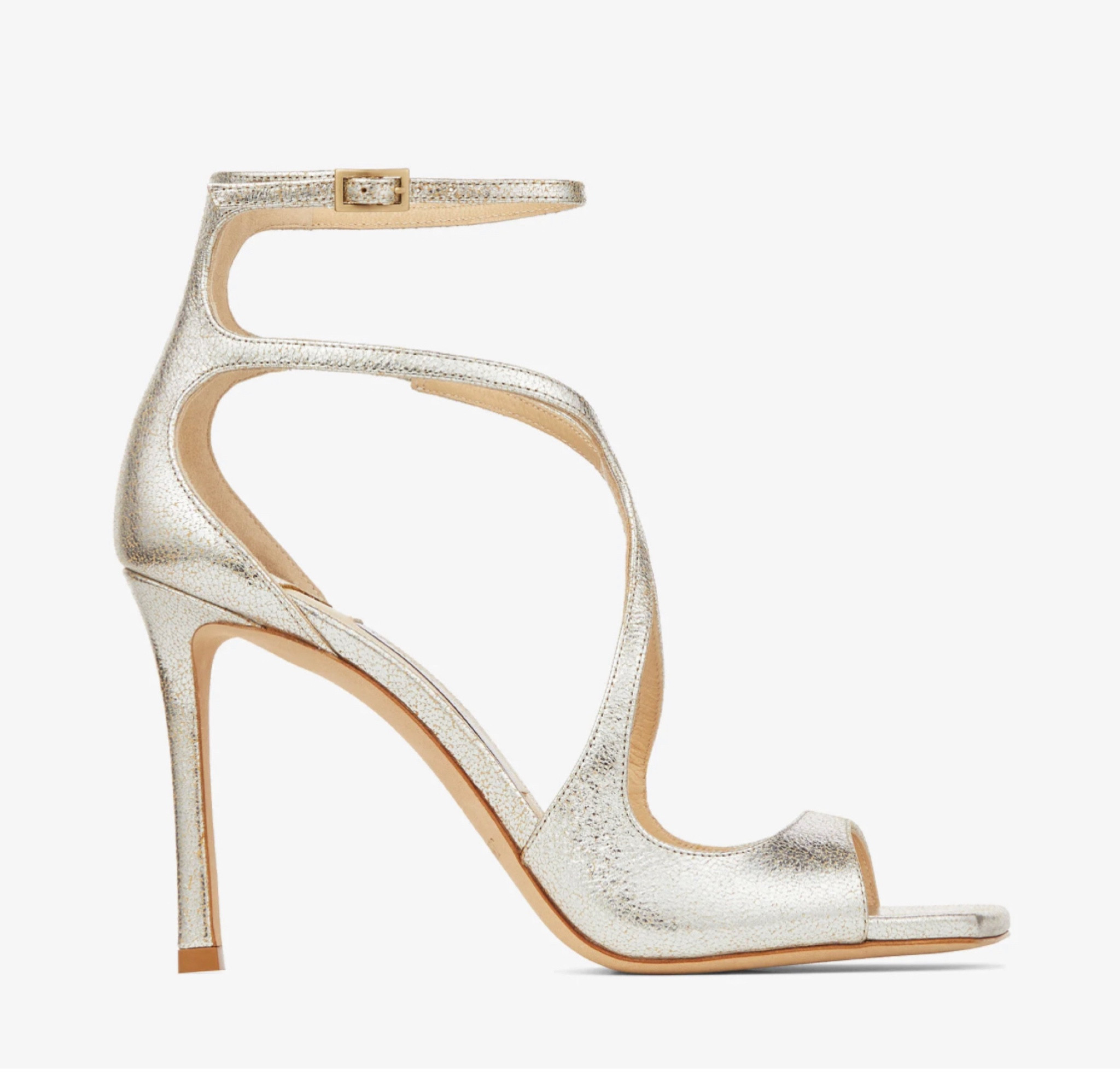 My dreaming shoes : les Azia 95 de @jimmychoo … Noire, champagne ou rose ballerine… mon cœur balance 😍

#LTKeurope #LTKwedding #LTKshoecrush