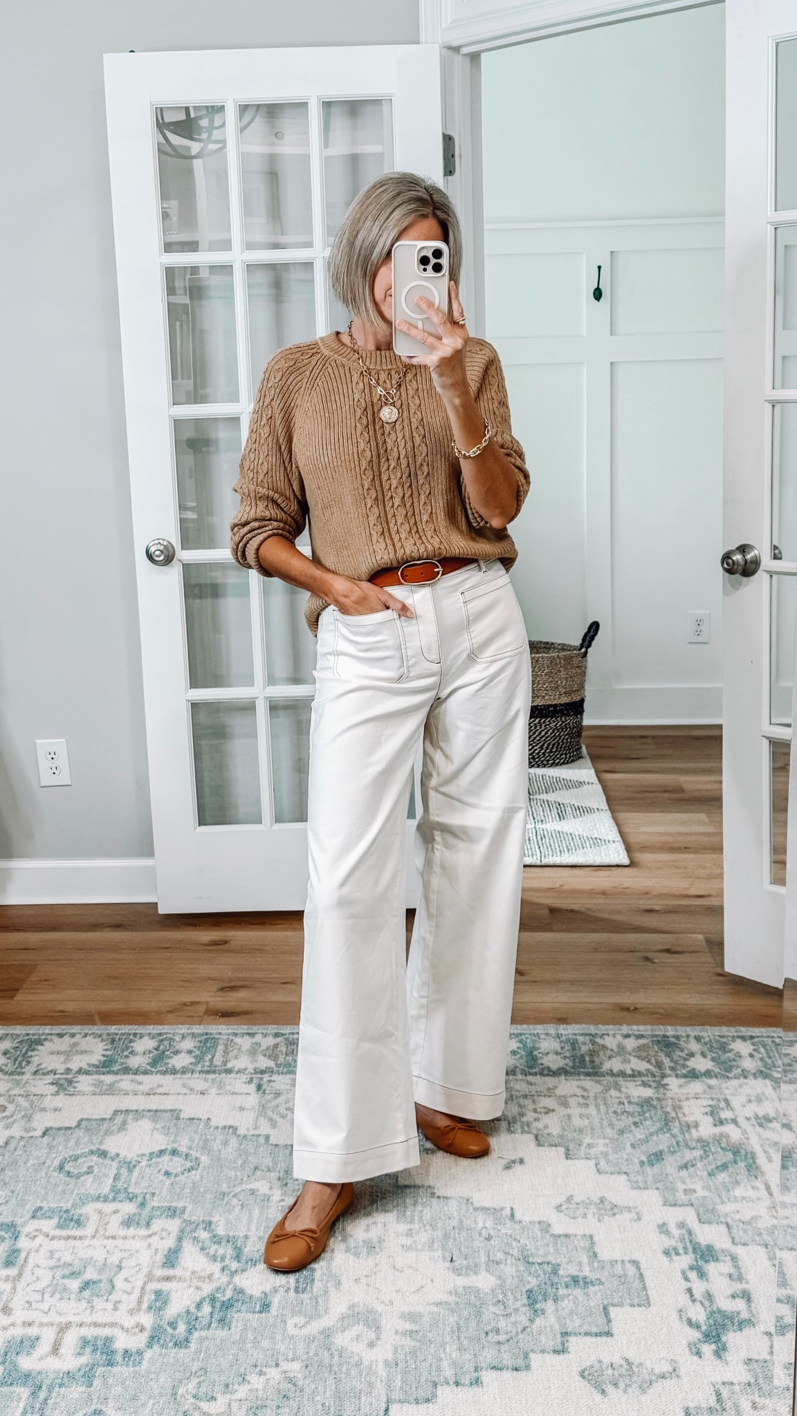 🏷️ 30% off my cable knit sweater and wide leg pants. The stitching on the pockets is the same color as the sweater. Wearing XS in sweater and size 2/26 in pants. Fall neutral look 







Fall outfit ideas 
Workwear style 
#loveloft 
Loft finds 
Fall fashion 
#ltkfindsunder50 #ltkseasonal #ltkover40

#LTKOver40 #LTKSaleAlert #LTKSeasonal