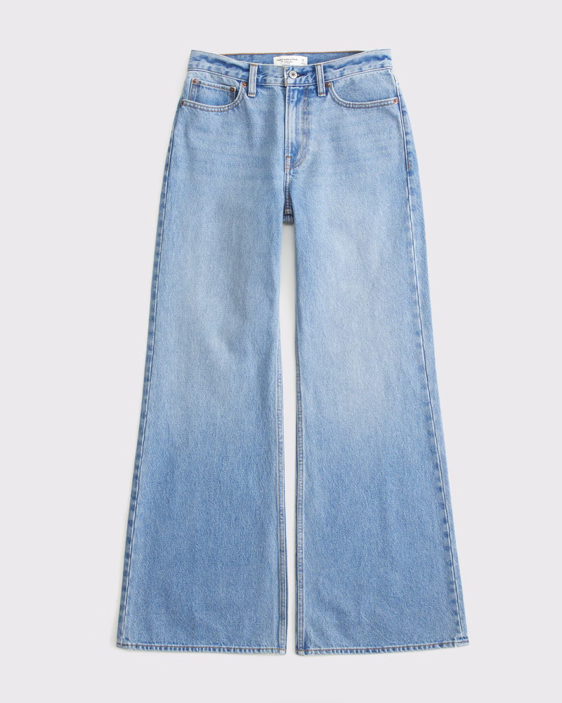 Mid Rise Baggy Bootcut Jean | Abercrombie & Fitch (US)
