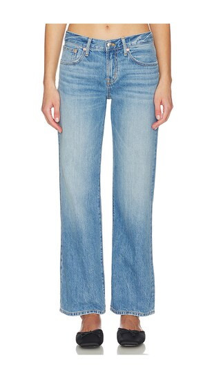Madewell Low Rise Loose Jeans in Blue. - size 25 | Revolve Clothing (Global)