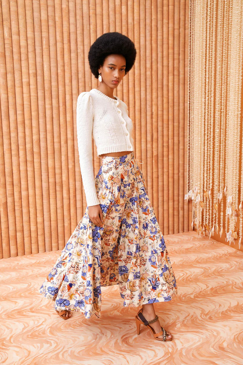 Aspen Skirt

      Magnolia | Ulla Johnson