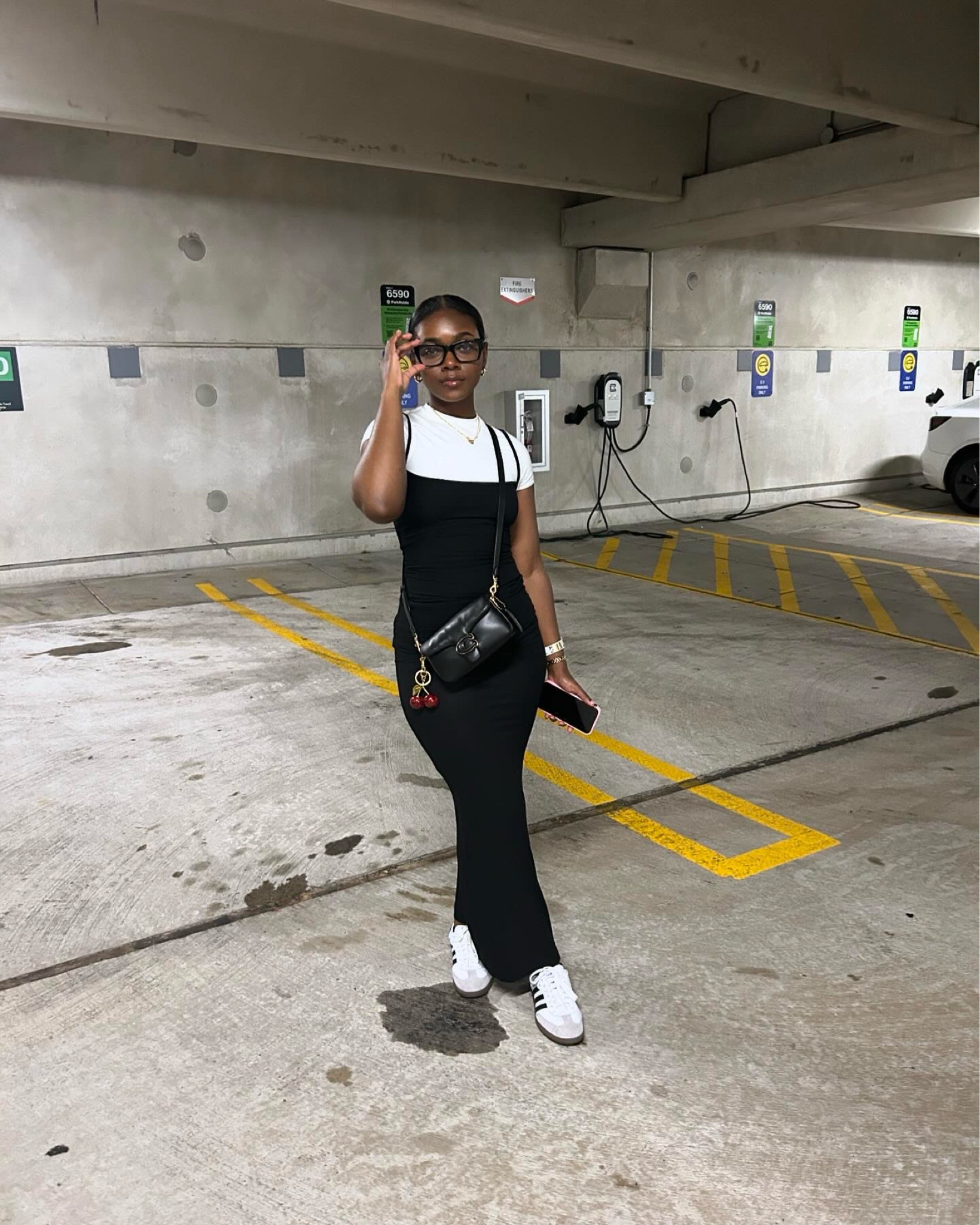 ootn for a Girls Night Out :)

Wearing a size XXS in the white t shirt
Wearing a size XS in the Skims slip dress 

#LTKFindsUnder50 #LTKFindsUnder100 #LTKStyleTip