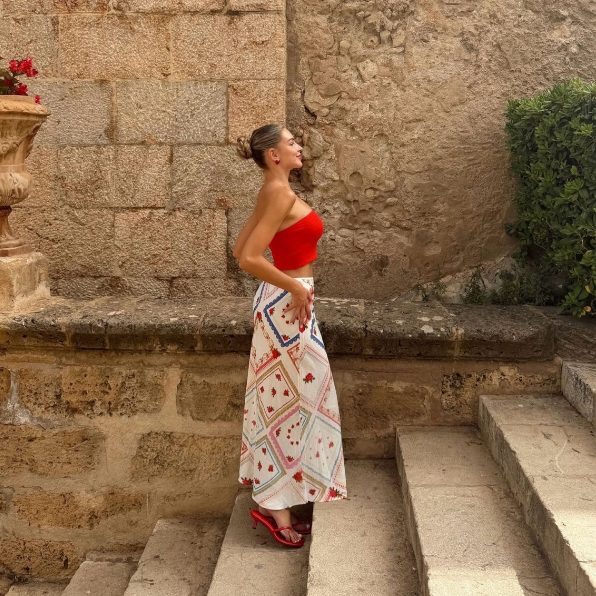 Holiday outfit, evening outfit, summer style, high street style, asos, a pop of red, maxi skirt, heeled flip flops 

#LTKstyletip #LTKsummer #LTKuk