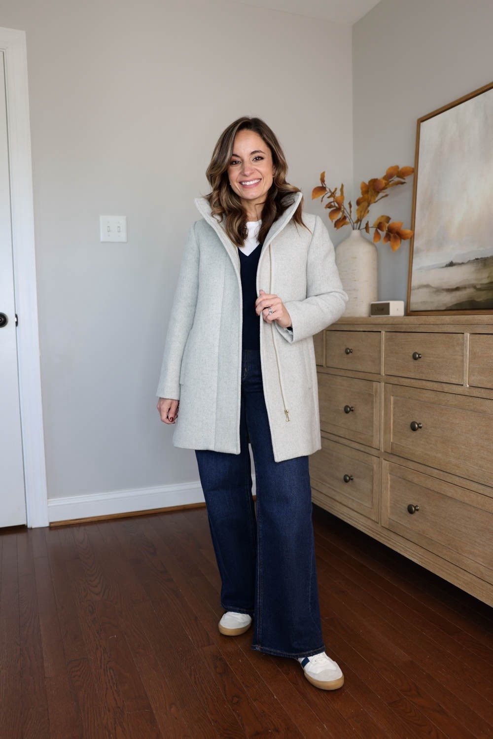 Petite fall and winter coats part two! 

Classics from J.Crew Factory 


City Coat: petite 00 | true to size | medium weight 
Navy sweater (sold out, will link similar) 
White t-shirt (Quince): xs 
Jeans (Madewell): petite 24 | 10” rise | 28” inseam 
Sneakers (Gola): tts 

My measurements for reference: I’m 4’10” and 105lbs. My bust, waist, and hip measurement is 32”, 24”, and 36”.

#LTKPetite