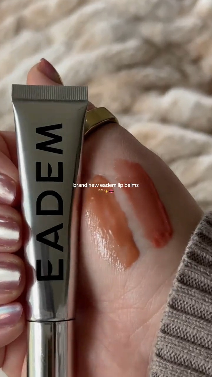 new eadem lip balm shades!! these are super hydrating, glossy & have a cooling metal applicator tip ✨ 


eadem lip balm, Sephora finds