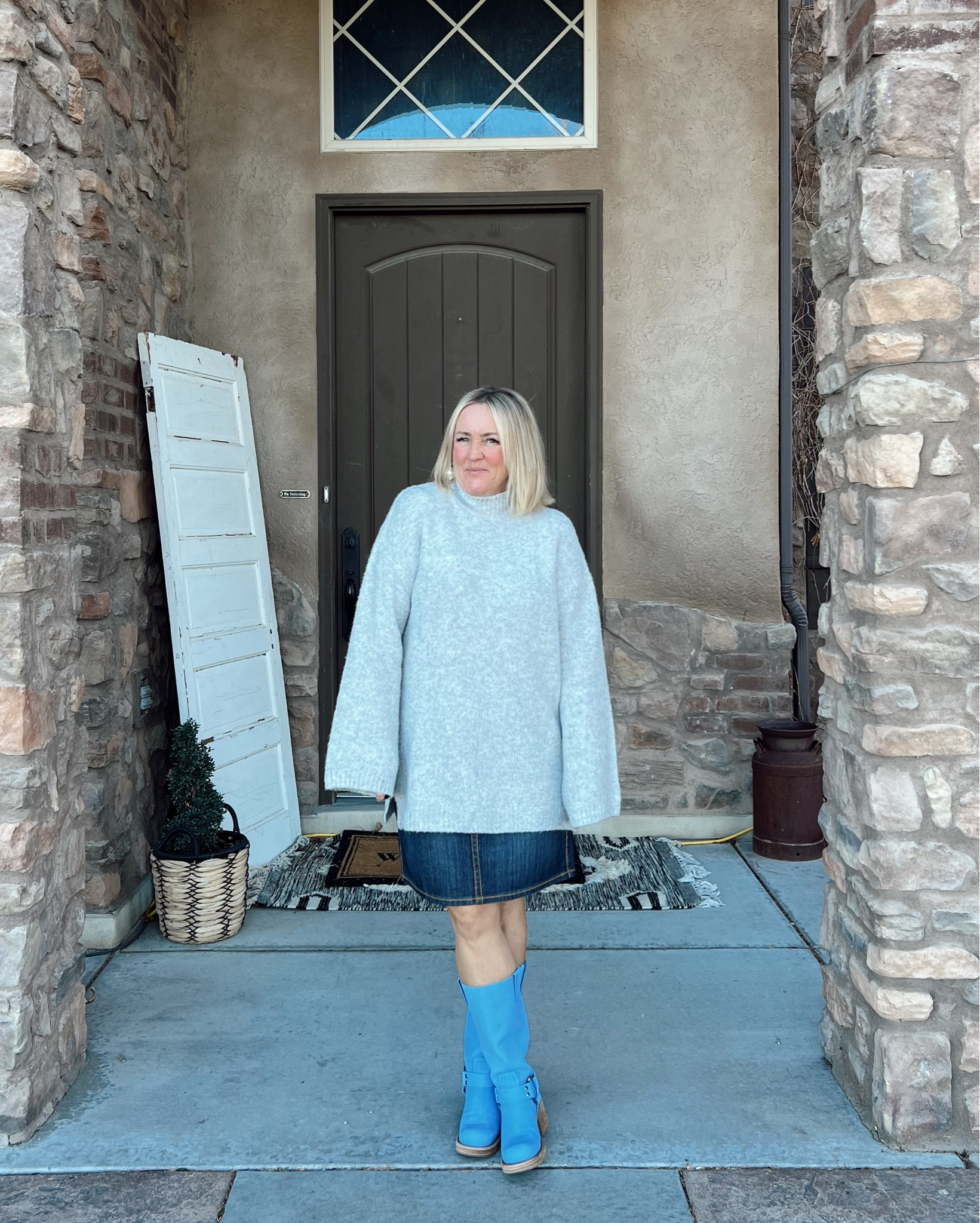 ❄️sweater dress weather…this one was too short as a dress alone so i added a denim mini under it. keeping cute style with some modest length + tall boots for warmth!
.
#sweaterdress #mockneck #denimskirt #tallboits #highboots #blueboots #periwinkle

#LTKOver40 #LTKFindsUnder100 #LTKSeasonal