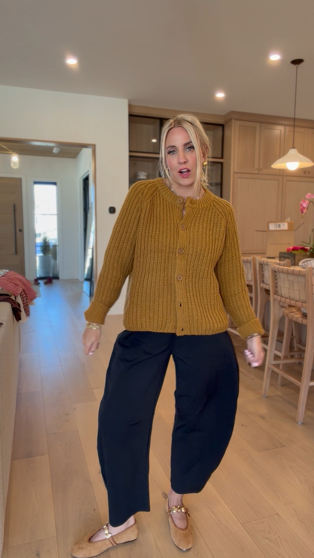 I wanted to share this sezane look for less cardigan in this new color! It can be paired so many ways! I paired it with my fav barrel trousers from Amazon! 

#LTKootd #LTKdayinmylife #LTKgrwm