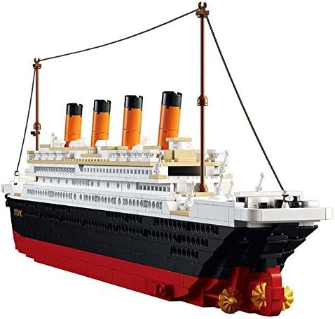 Titanic Building Block Kit 1021 Pieces Bricks | Amazon (US)
