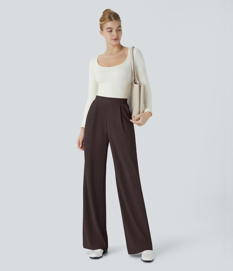 Petite trousers, great for workwear or travel/casual outfits 
#petitetrousers #extrashort #petiteoutfit #extrashorttrousers 

#LTKworkwear #LTKuk #LTKpetite