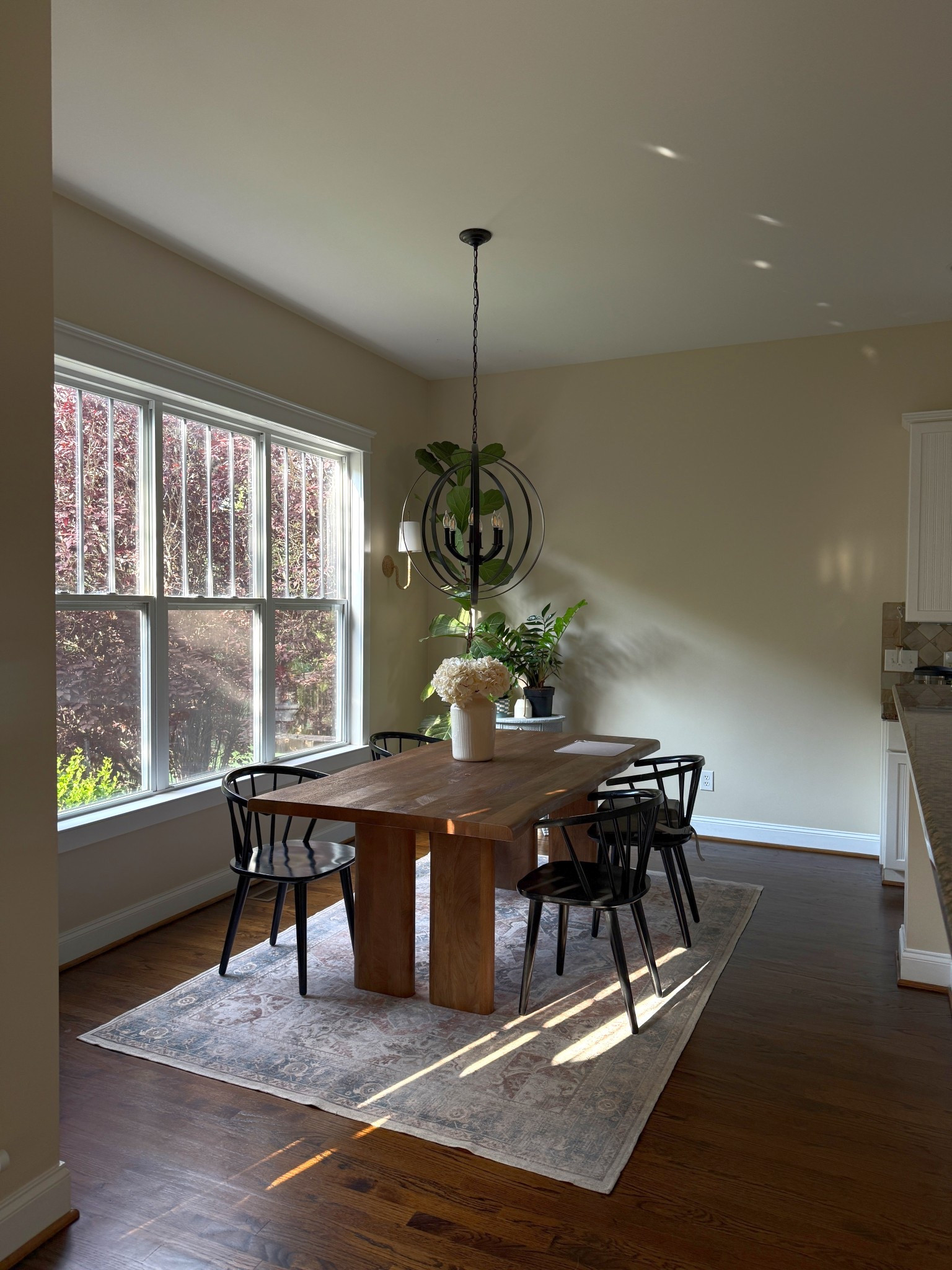 Cutie space 

#LTKSaleAlert #LTKSeasonal #LTKHome