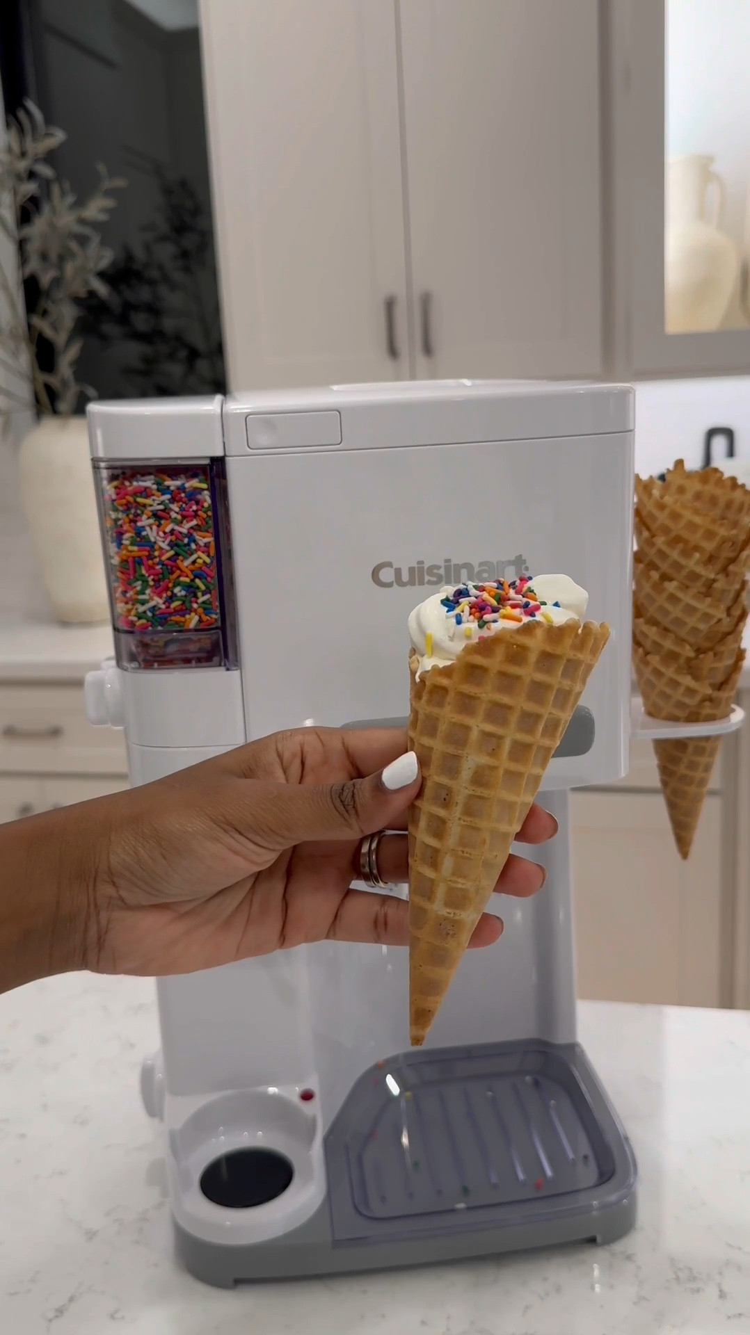 ☀️ Summer just got cooler—literally! Here are my top kitchen picks to beat the heat and keep the good vibes flowing all season long 🍧🍹

🧊 Igloo Ice Maker– Say goodbye to ice tray struggles! This sleek machine makes 9 cubes in just 7 minutes and up to 26 lbs a day. Perfect for summer parties, iced coffee, or poolside chillin’.

🍨 Ice Cream & Slushy Maker– Treat yourself to homemade frozen desserts in under 30 minutes! Bonus: It comes with a warming cup for drizzles of caramel or chocolate. Yes, please!

💪🏽 NutriBullet Blender Blend and go! This compact yet powerful blender is your smoothie BFF this summer—no mess, no fuss, just blend & sip!

🥤 Can-Shaped Tumbler Glasses Aesthetically pleasing and perfect for iced drinks. Think lemonades, cold brew, mocktails—so cute for hosting or just treating yourself!

Your summer kitchen upgrade starts here 🛍️👇🏼
#LTKSummerFinds #LTKKitchen #IcedCoffeeVibes #HomeEssentials #LTKBackyardVibes


#LTKHome