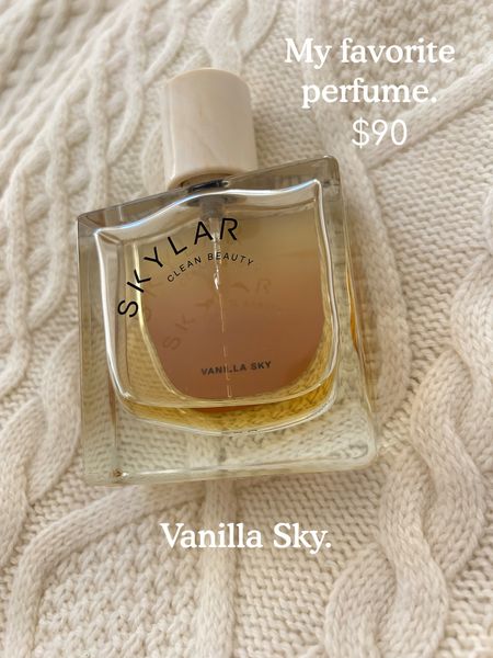 This is my FAVORITE Skylar fragrance🧁
It’s the perfect vanilla scent! Use it alone or layer it with Fall cashmere for Fall vibes🤎🍂
Oh, and it’s only $90 for the full size and $30 for the travel! I linked both🫶🏼

#LTKSeasonal #LTKunder100 #LTKbeauty