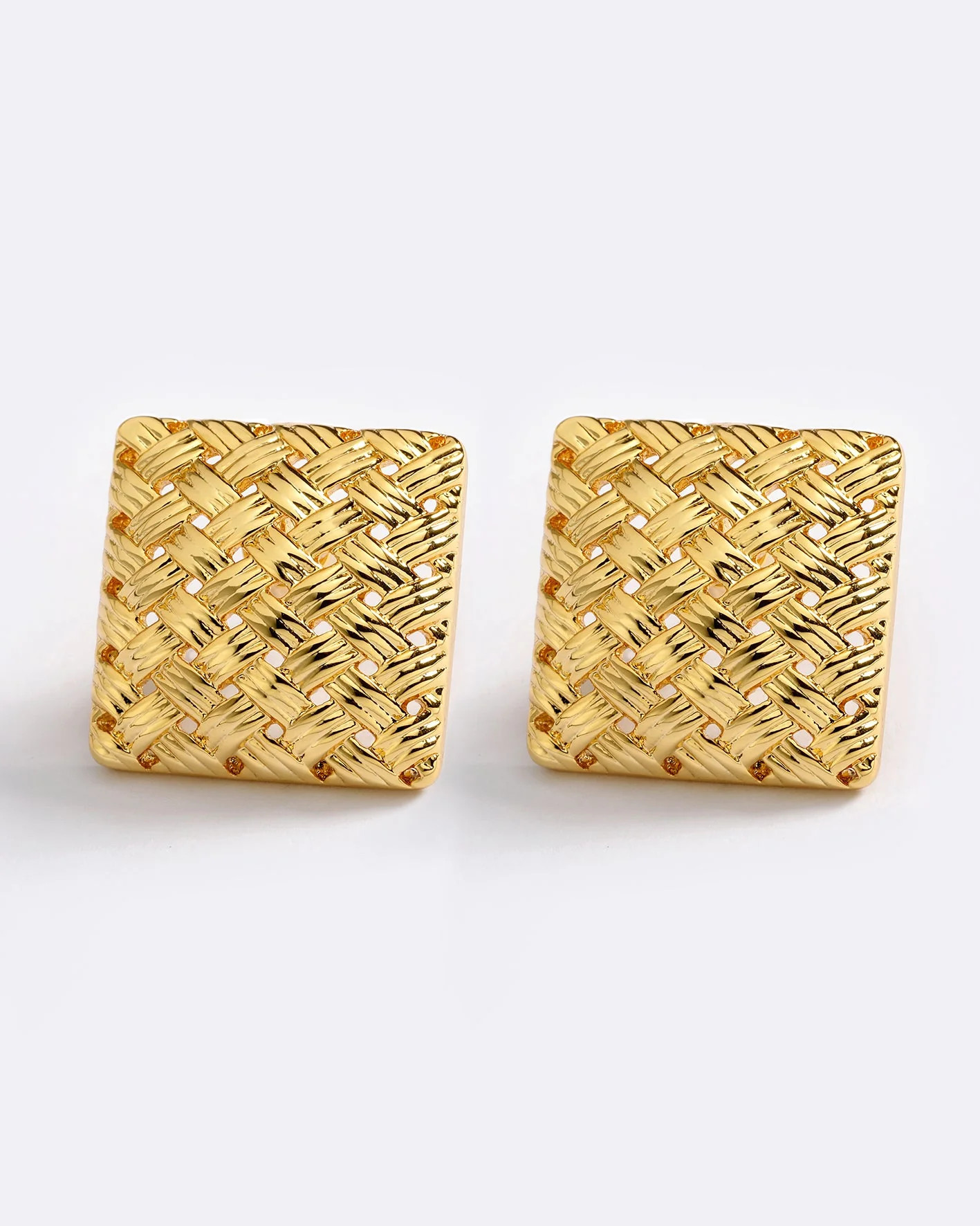 CAPRI SQUARE | Emma Pills