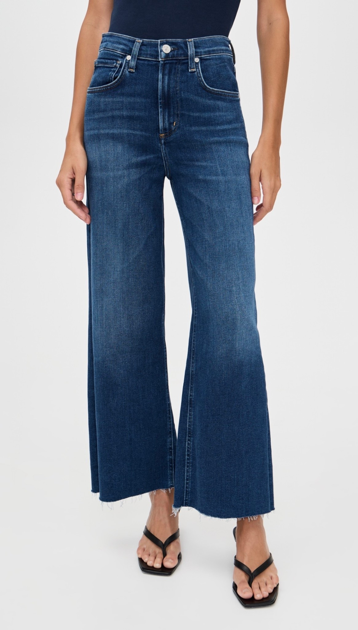 Shopbop extra 25% off sale #LTKsale

#LTKOver40