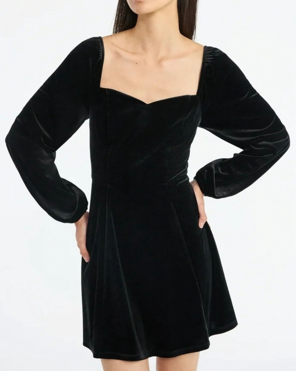 This holiday dress is such a deal!
Velvet dress
Dress
Christmas dressing
Holiday dress
Party dress 

#LTKSaleAlert #LTKFindsUnder50 #LTKHoliday