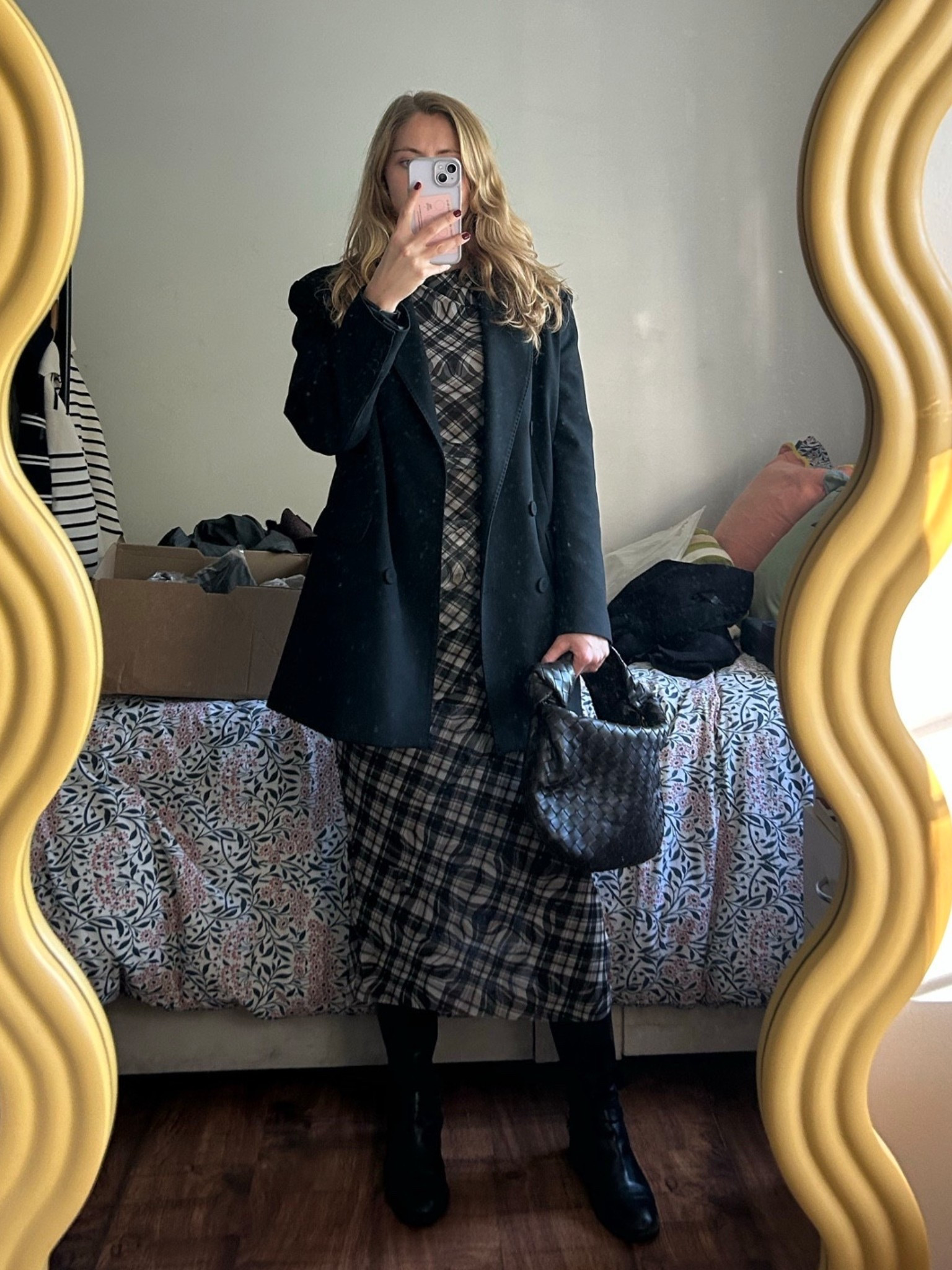 Check mesh dress, tartan midi dress, H&M, autumn outfits, workwear, office outfit, black oversized blazer, Bottega Veneta Jodie bag 

 #LTKautumn #LTKwinter #LTKworkwear