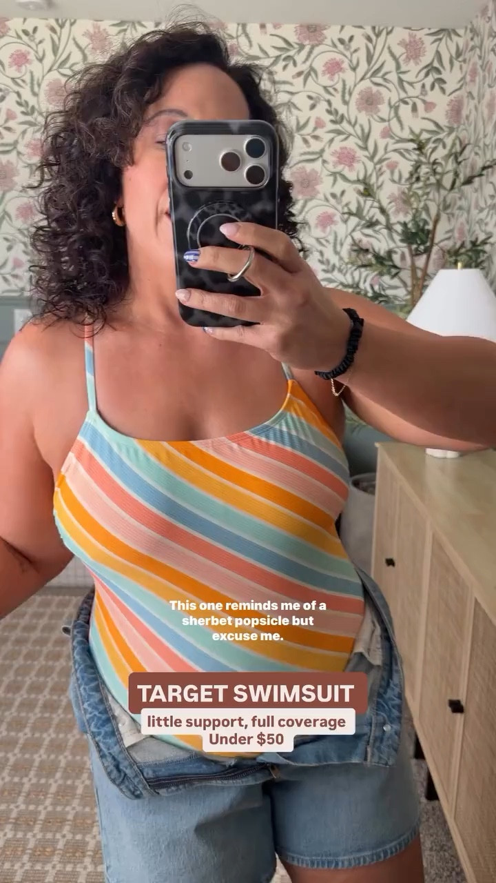TARGET SWIMSUIT  little support, full coverage 
Under $50 size xl 

#LTKootd #LTKMidsize #LTKSwim