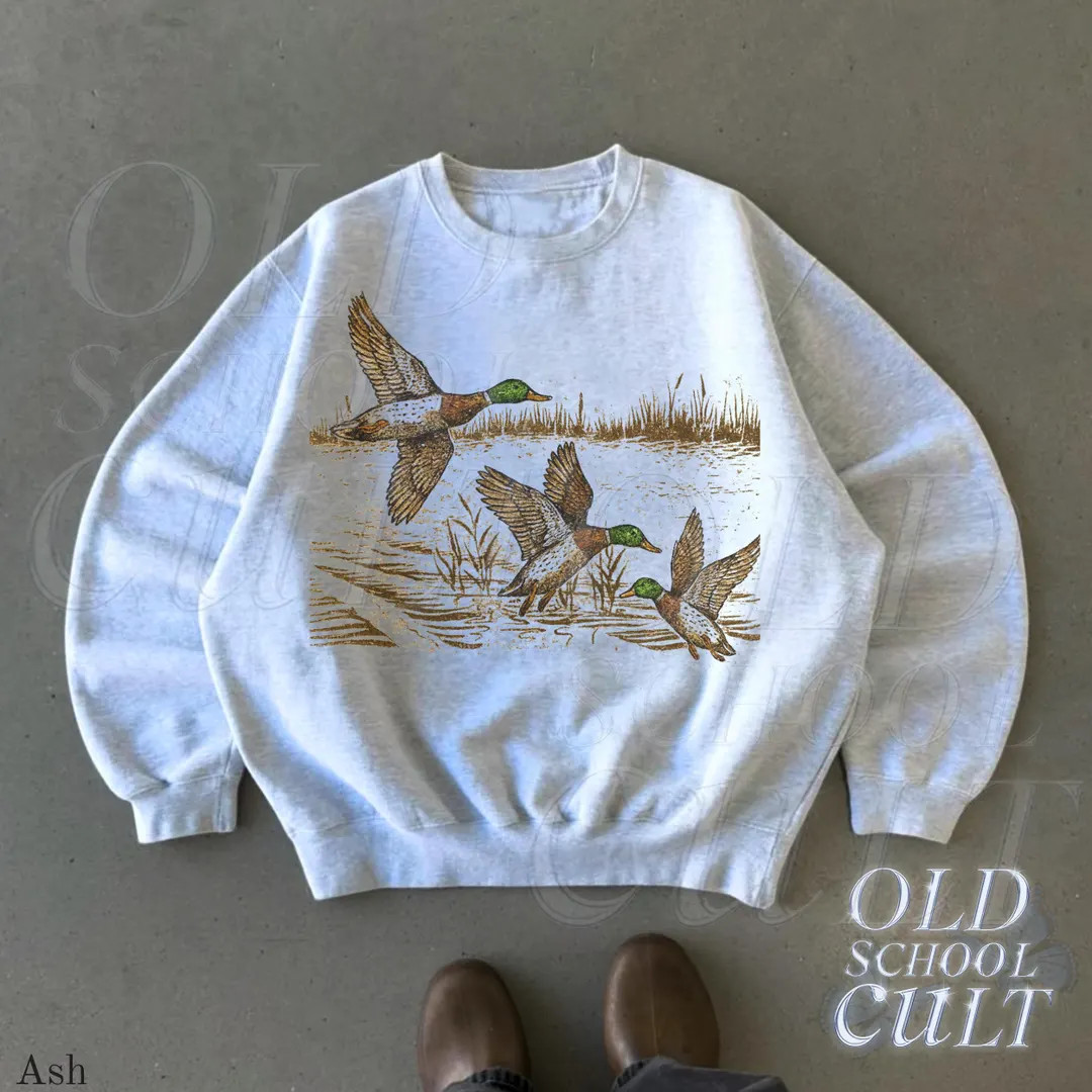 Retro Duck Nature Sweatshirt , 90s Vintage Wildlife Mallard Pullover, Boho Unisex Cabincore Crewn... | Etsy (US)