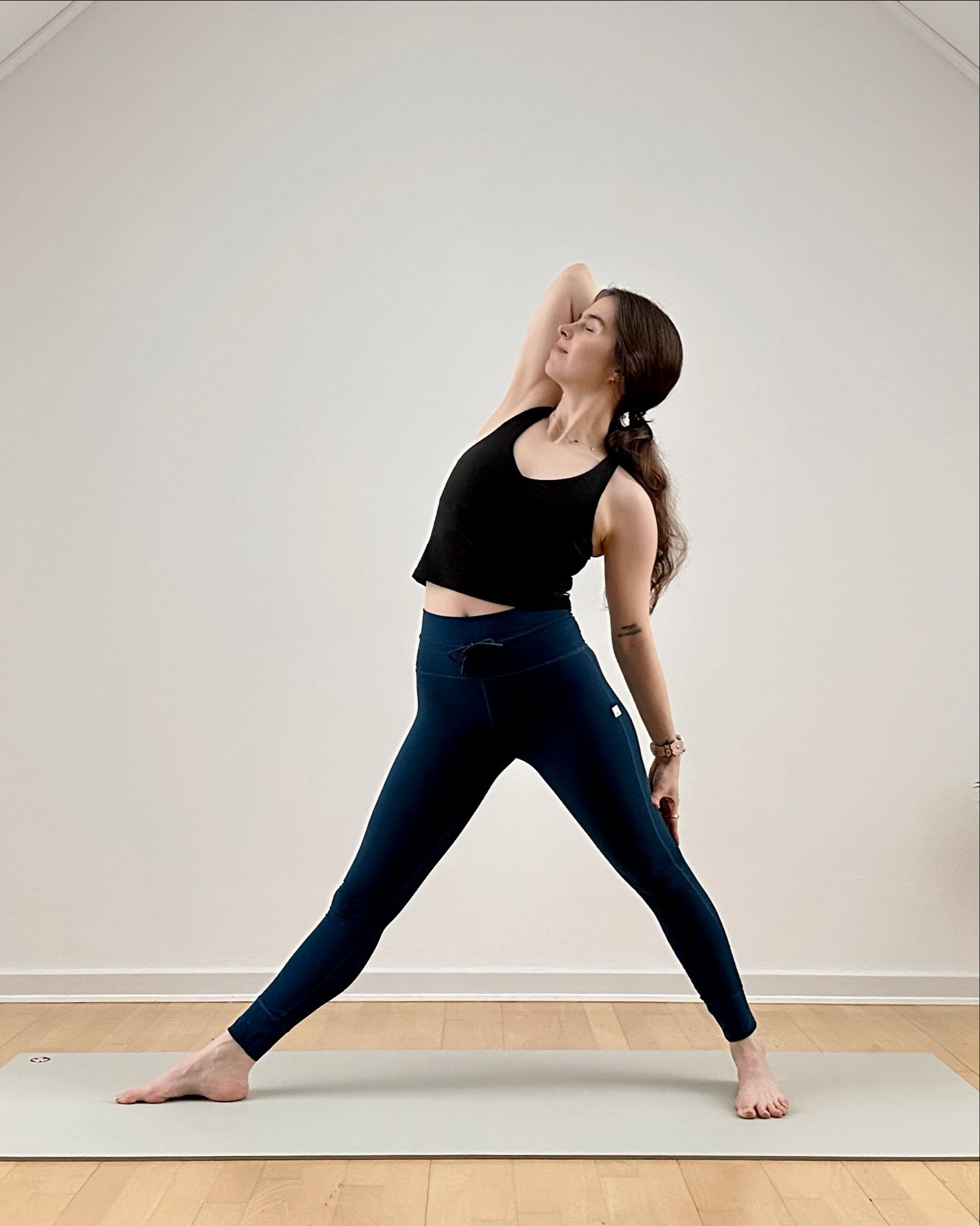 From Sundays live Yoga class ✨ Leggings are size S & Top is M.

#LTKActive #LTKFitness #LTKMostLoved