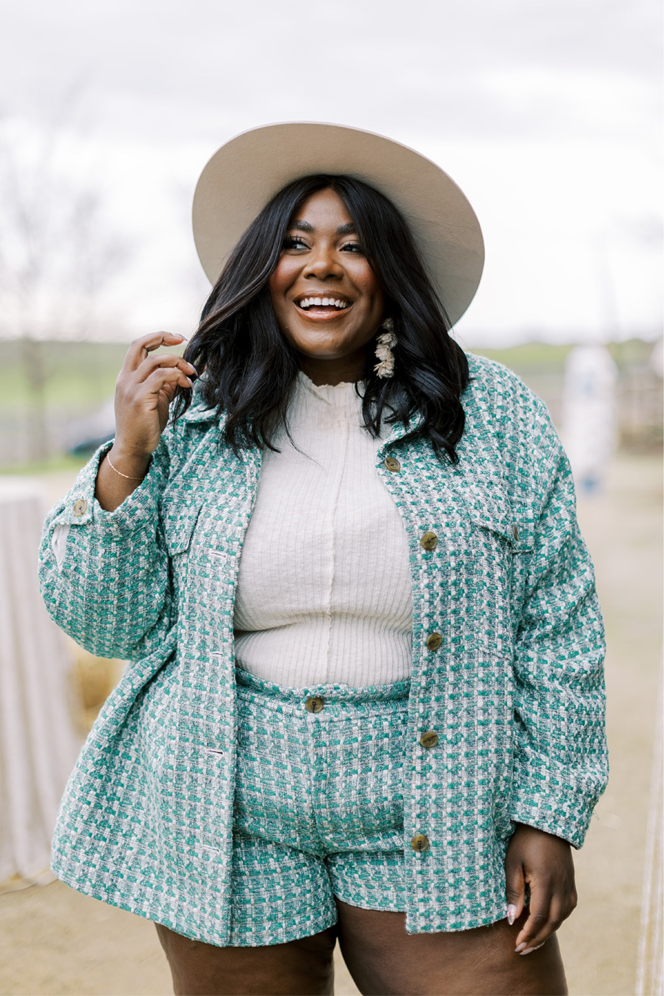 farm day slay - the Lola Girlies donned their best western cowgirl fits for a day with @ltk.hq at @marfarm_slo. Thank you so much for your hospitality and the puppies. 🐶🥺🤍

Size 2X/20 in tweed set 

Plus Size Fashion, Tweed Outfit, Coastal Cowgirl 

#LTKfindsunder100 #LTKplussize #LTKfindsunder50