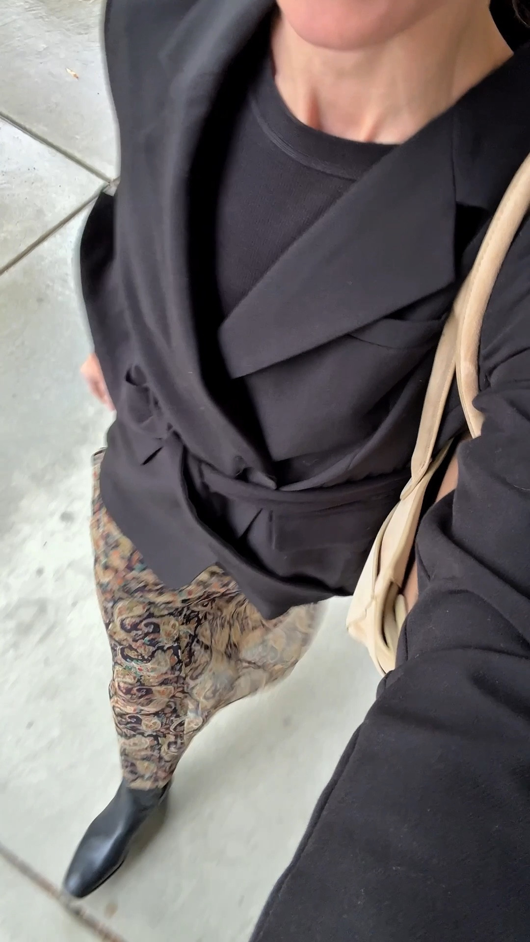 Veronica Beard ribbed tee (S), Zara skirt (XS), Aquatalia knee high black boots (TTS, similar linked for less). Blazer is old, similar linked. 

black blazer, leather boots, black tall boots, fall skirt, black t-shirt, fall outfit inspo

#LTKStyleTip #LTKShoeCrush #LTKSeasonal