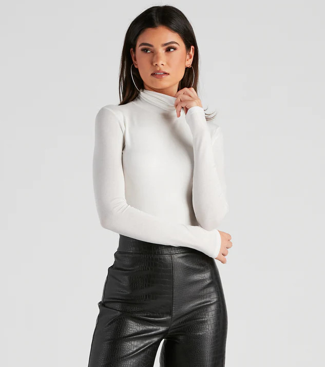 Basic Long Sleeve Crepe Turtleneck Bodysuit | Windsor Stores