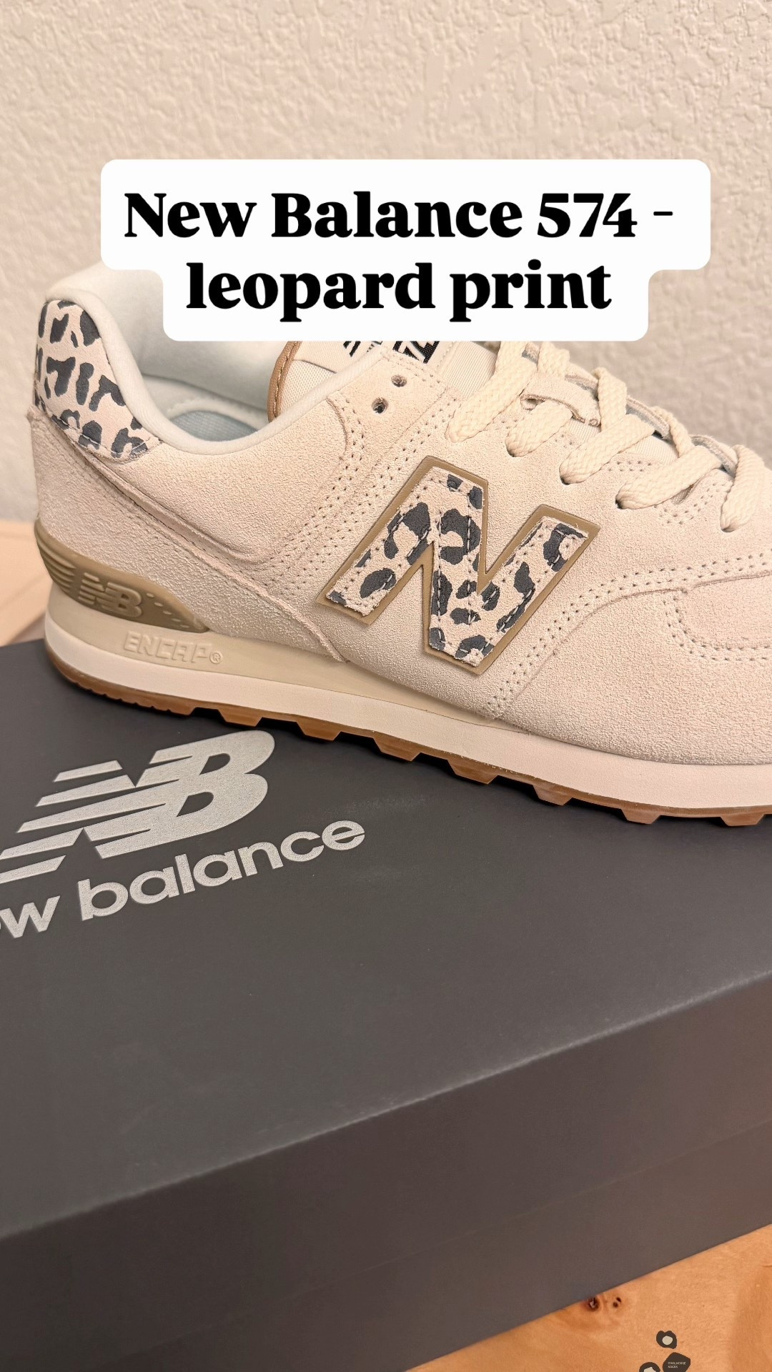 New Balance shoes, new balance leopard shoes, new balance 574, women’s sneakers, women’s tennis shoes

Totally in love with these new balance 574 & the leopard print! 

#LTKMidsize #LTKmomlife #LTKootd