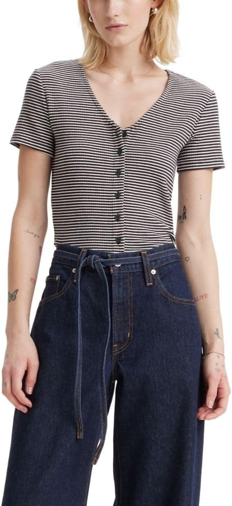 Levi's Women's Muse Short Sleeve Tee Shirt | Amazon (US)