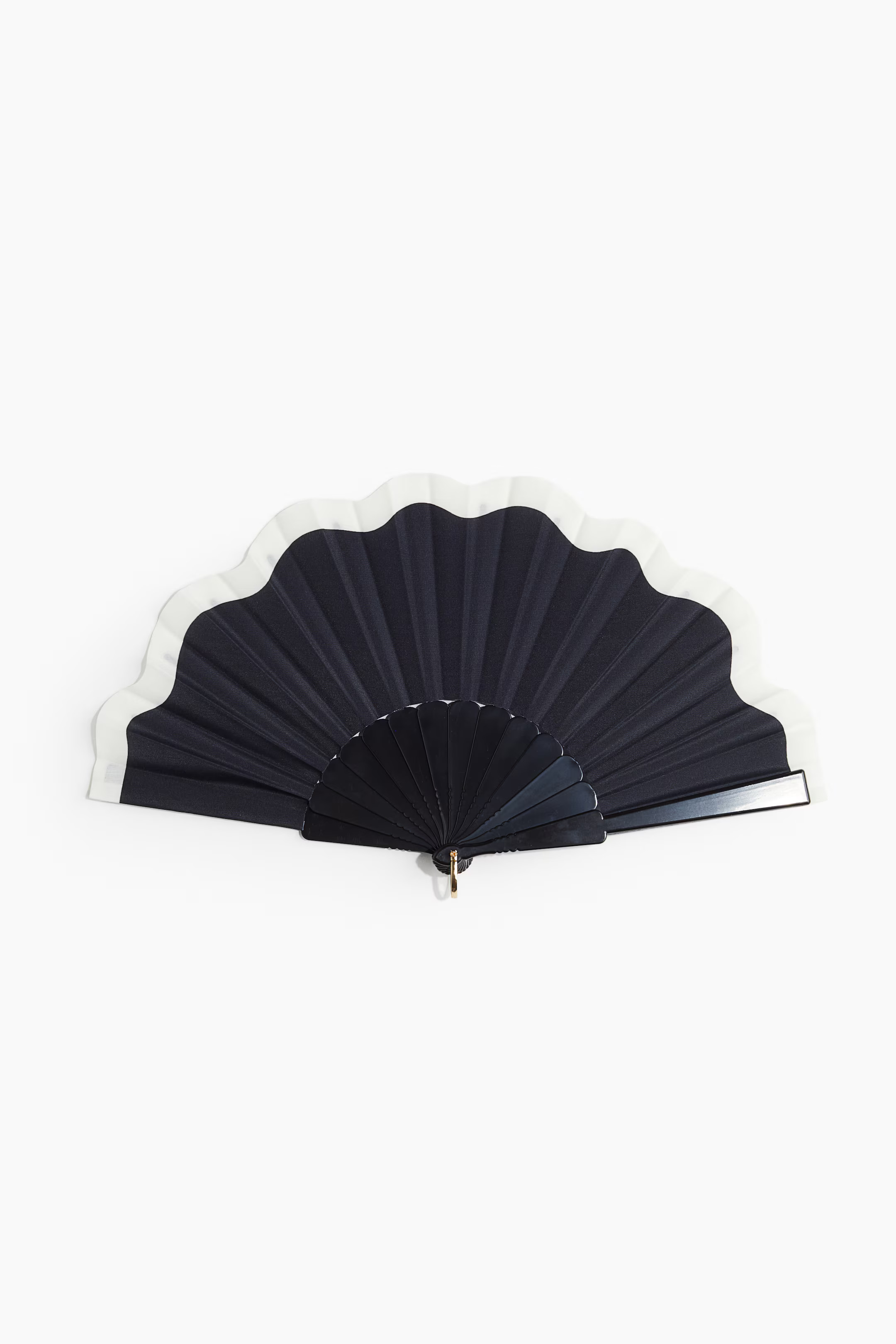 Scalloped-edge Fan | H&M (US + CA)