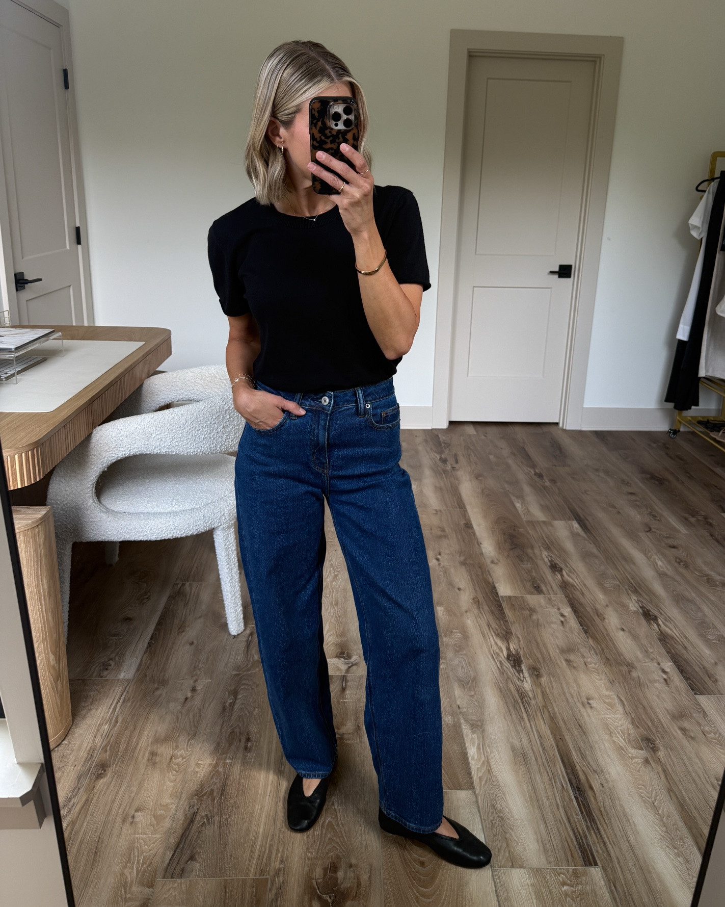 Wearing small relaxed sweater tee (cotton/cashmere blend so lightweight), 26/reg jeans, flats tts

#LTKOver40 #LTKootd #LTKgrwm