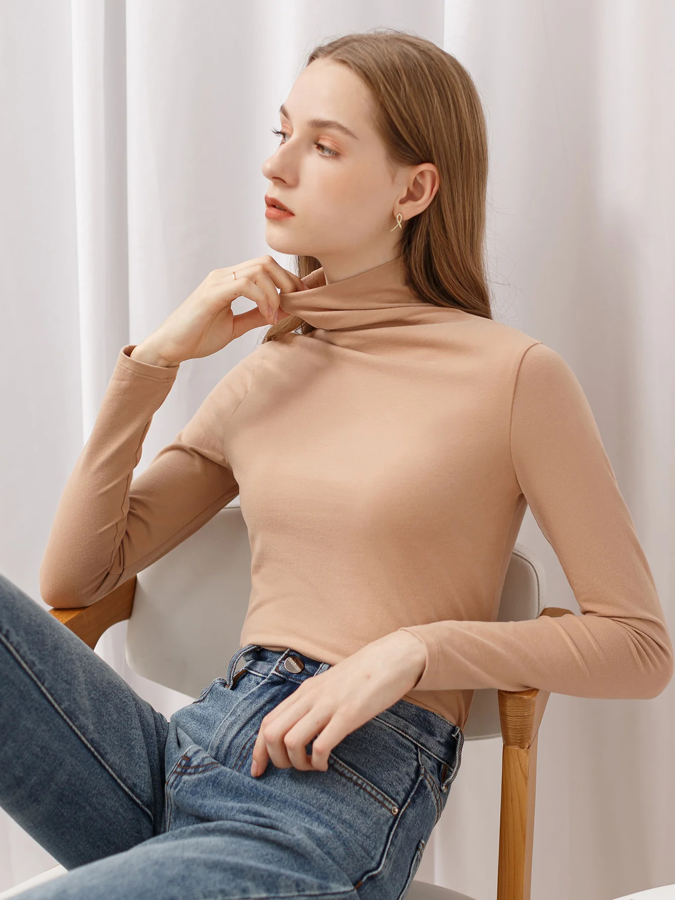 Turtleneck long sleeve crop top (S / Tan) | 1Sansome