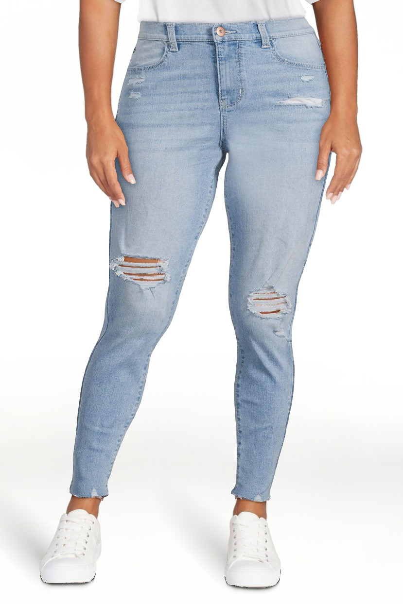 No Boundaries Juniors Destructed Curvy Slim Jeans - Walmart.com | Walmart (US)