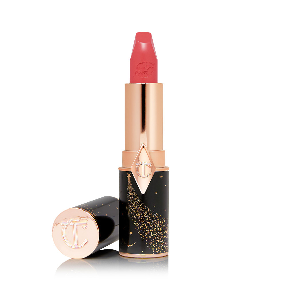 Carina's Star: Peach Coral Lipstick - Hot Lips 2 | Charlotte Tilbury | Charlotte Tilbury (US)