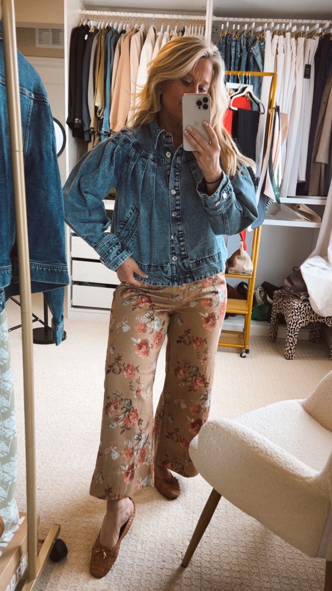  ✨Tap the bell, save and ❤️ for over 40 fashion, midlife style, midsize fashion and luxury looks for less. 

Both pieces large (size up if in between sizes.) 

I dread getting dressed in midlife…

Then my frozen shoulder hit.
10 pounds. Midsection. Confidence gone.

But I’m working on my health 🤍

And these Amazon pieces?
They work with my body while it fluctuates.

Comment AMAZON for links.


Follow my LTK @Over40andmidlife on the @shop.LTK app to view this post and get my exclusive app-only content!

#liketkit #LTKstorytime #LTKOver40 #LTKMidsize
@shop.ltk
https://liketk.it/61tsR