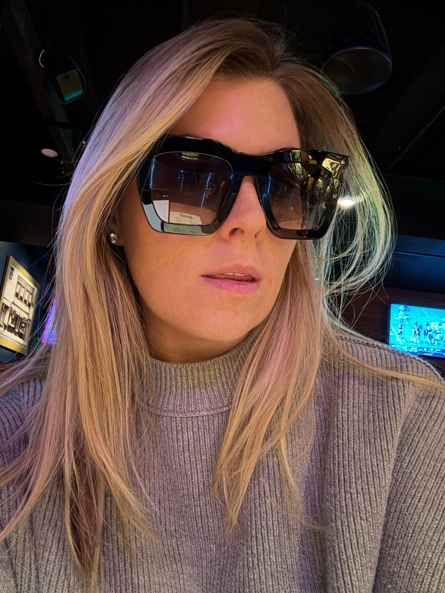 I know small sunglasses are in, but I’m sorry, I still like ‘em big.

Sunglasses glasses black vacation resort wear trip sun trip what to pack designer big glasses beach swim pool 

#LTKTravel #LTKSwim