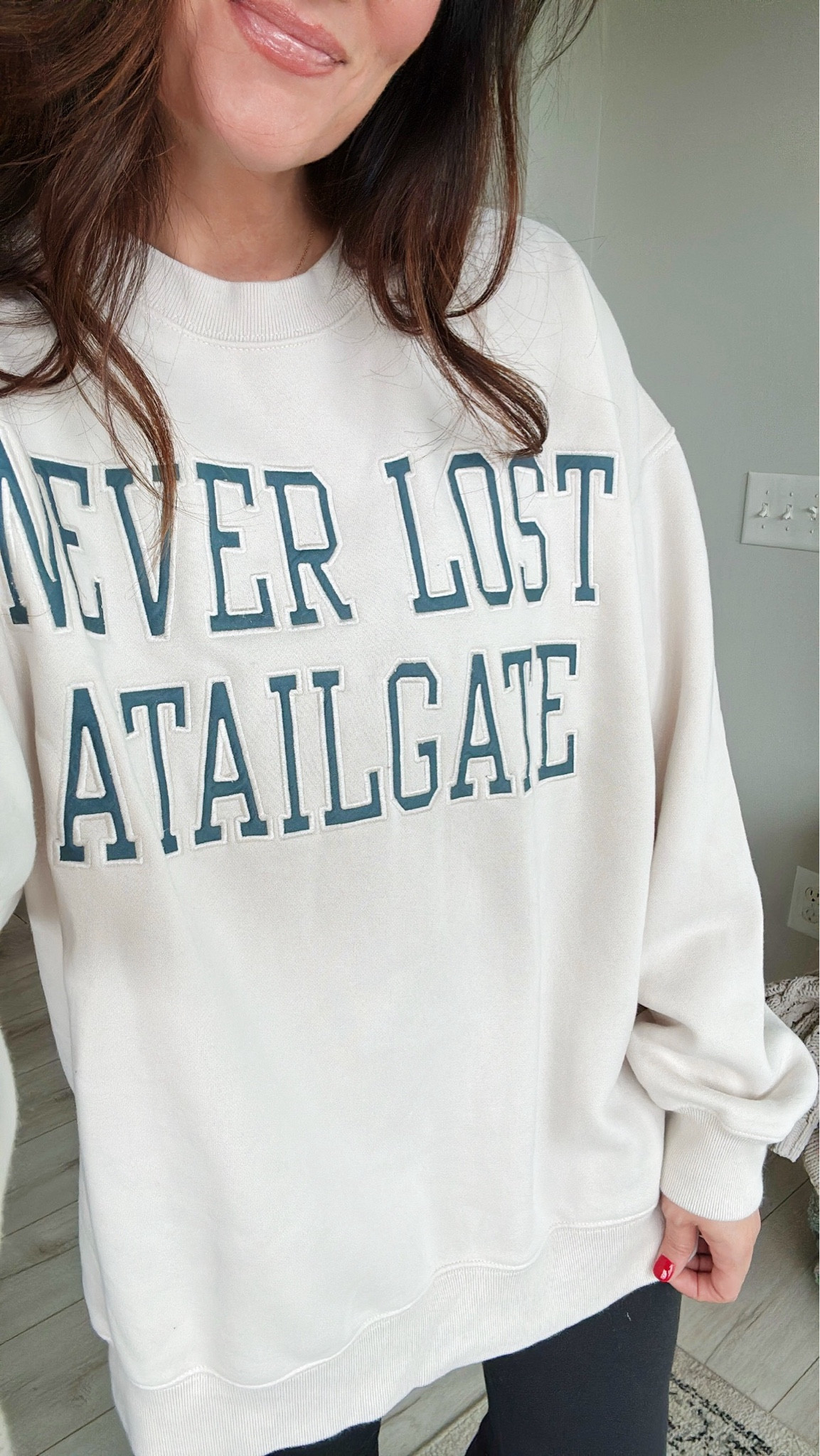 • size XL sweatshirt for an oversized fit 

#LTKSaleAlert #LTKCyberWeek #LTKSeasonal