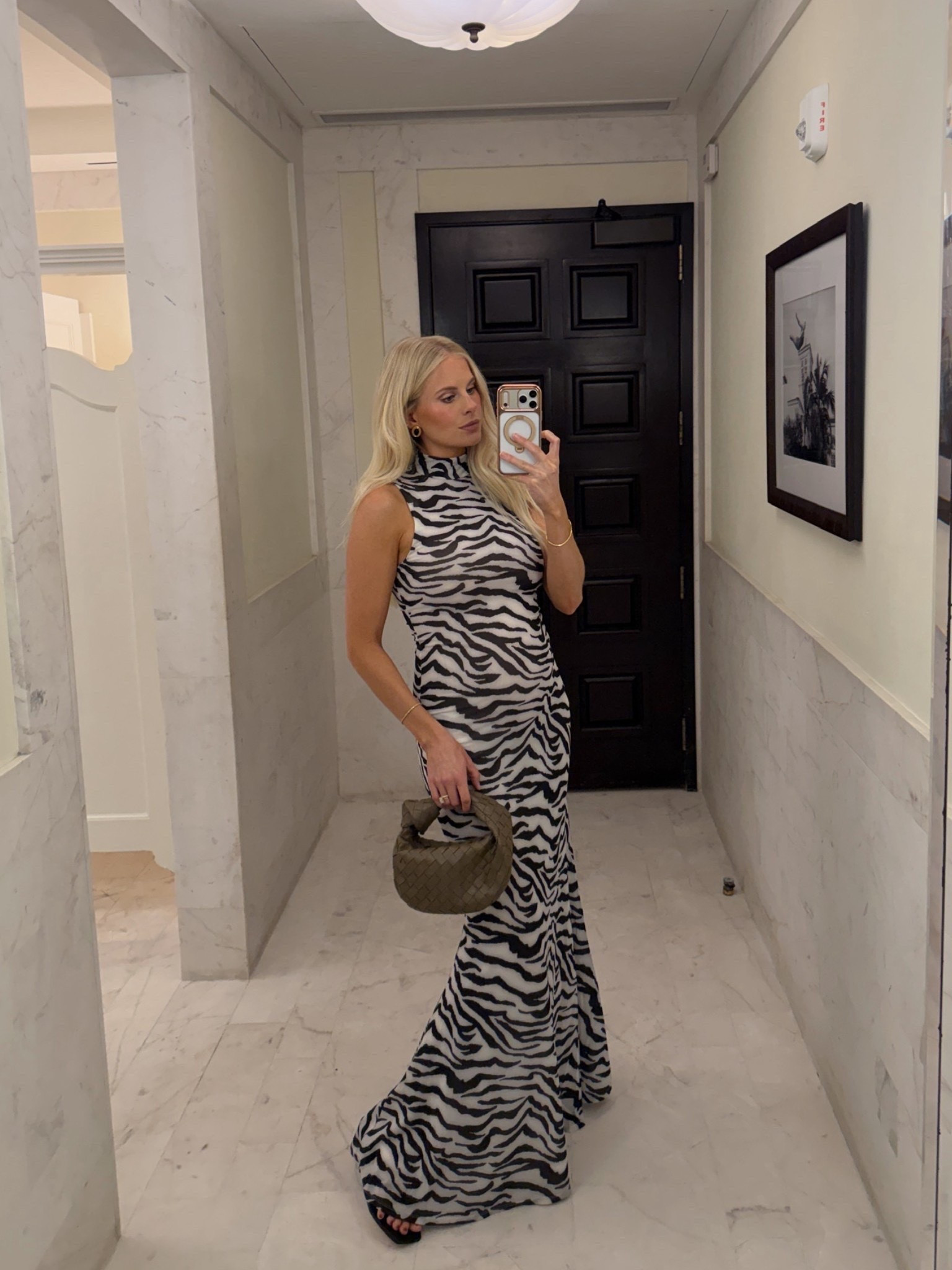 SIZE: small in dress (linking similar), shoes are tts! #kathleenpost

Miami dinner outfit, resort wear, beach vacation, warm weather outfit



#LTKootd #LTKTravel #LTKdayinmylife
