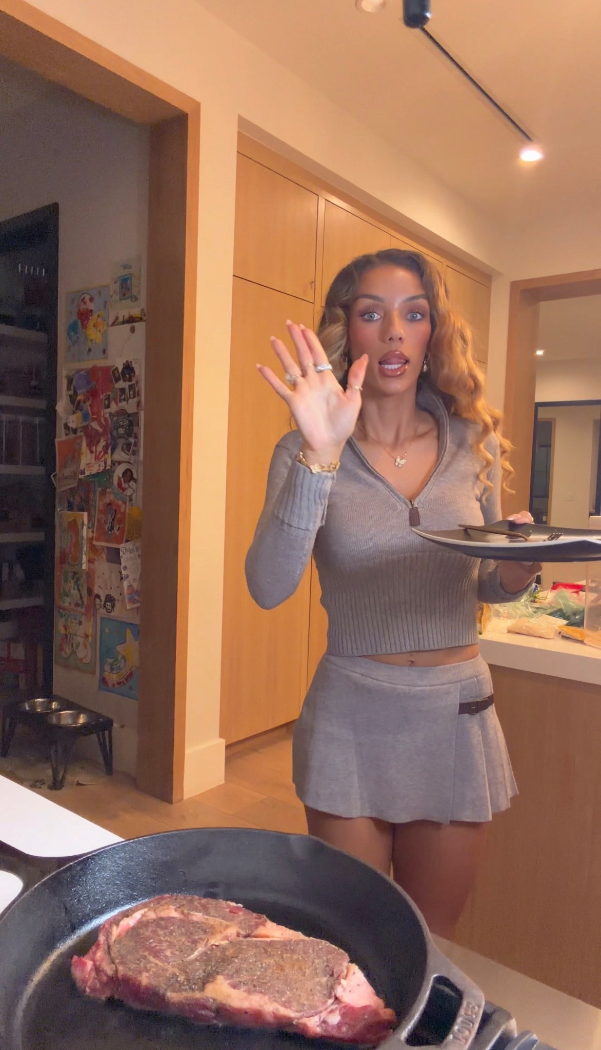 Outfit I wore in this video ! 