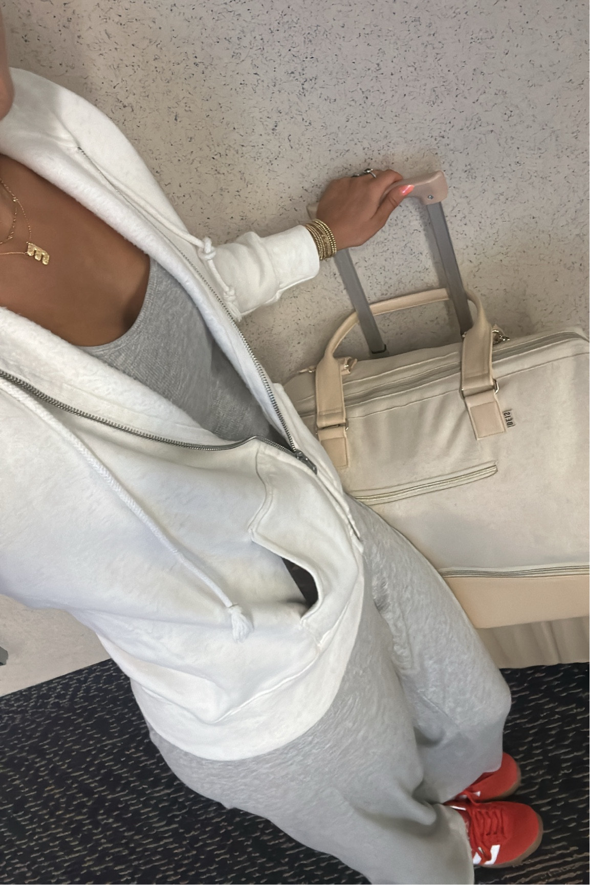 Travel Day Outfit #airportfit #ootd 

#LTKFindsUnder100 #LTKStyleTip #LTKTravel